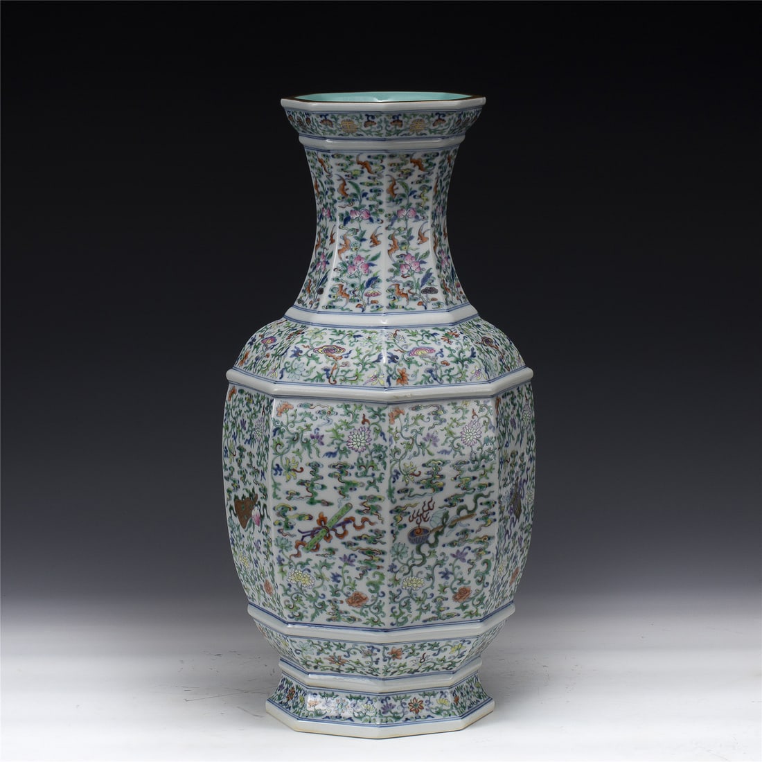 QING QIANLONG DOUCAI HEXAGONAL VASE (1 of 10)