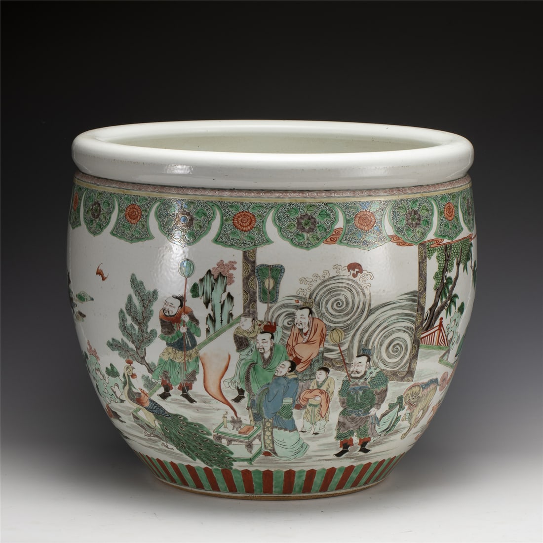 LARGE QING KANGXI FAMILLE ROSE PLANT POT: Measurements: Length: 55.5 cm, Height: 46 cm Large Chinese Qing Dynasty Kangxi Famille Rose Porcelain Plant Pot. Potted in tank water shape, sturdily in cylindrical straight body, thick potted, deep c