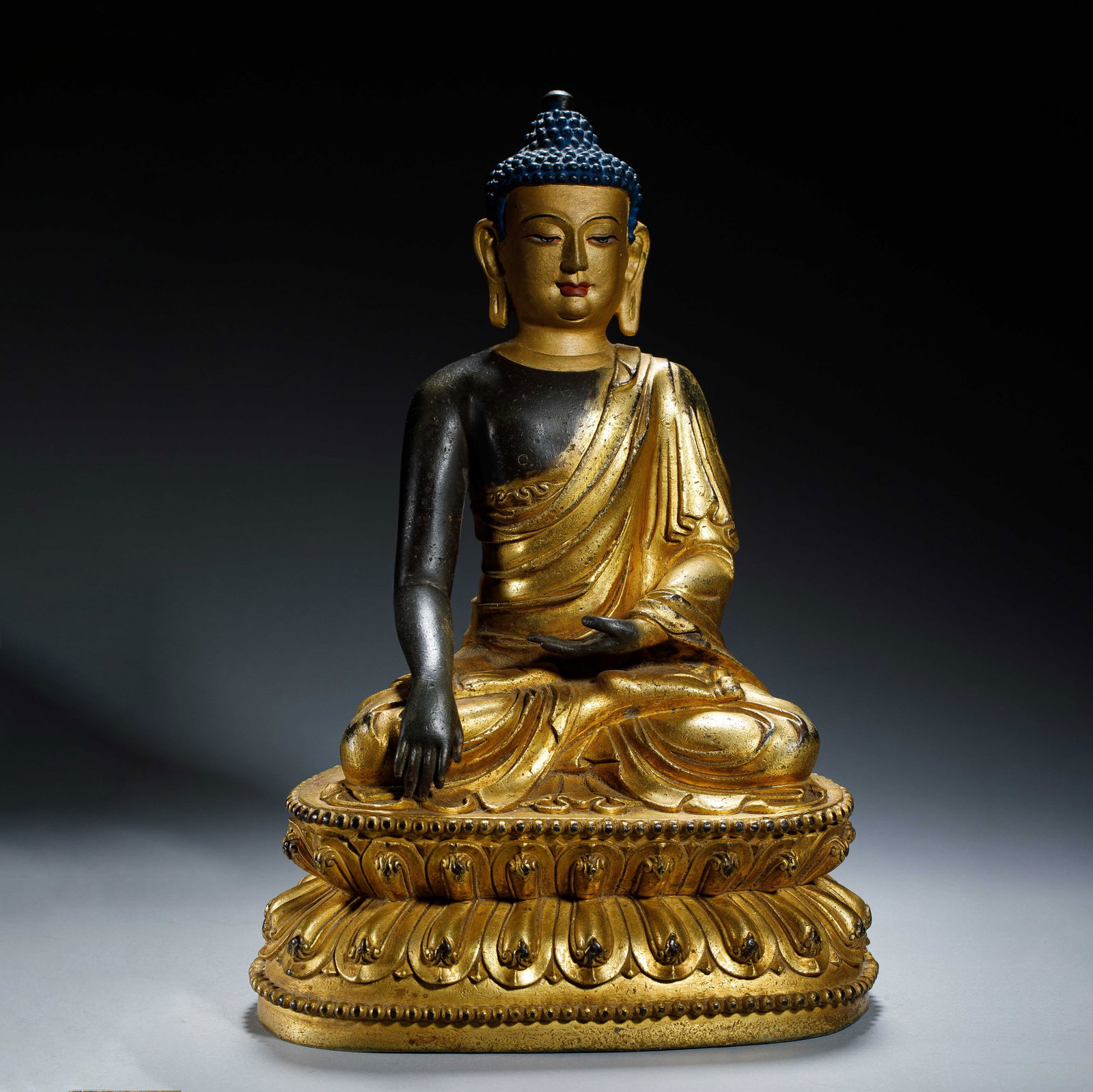 CHINESE GILT BRONZE SAKYAMUNI STATUE (1 of 7)
