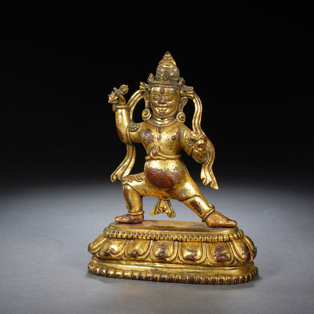 CHINESE GILT BRONZE VAJRADHARA STATUE (1 of 8)