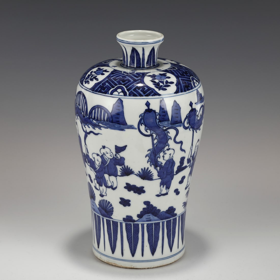 MING BLUE & WHITE CHILD PORCELAIN PLUM BOTTLE VASE (1 of 9)