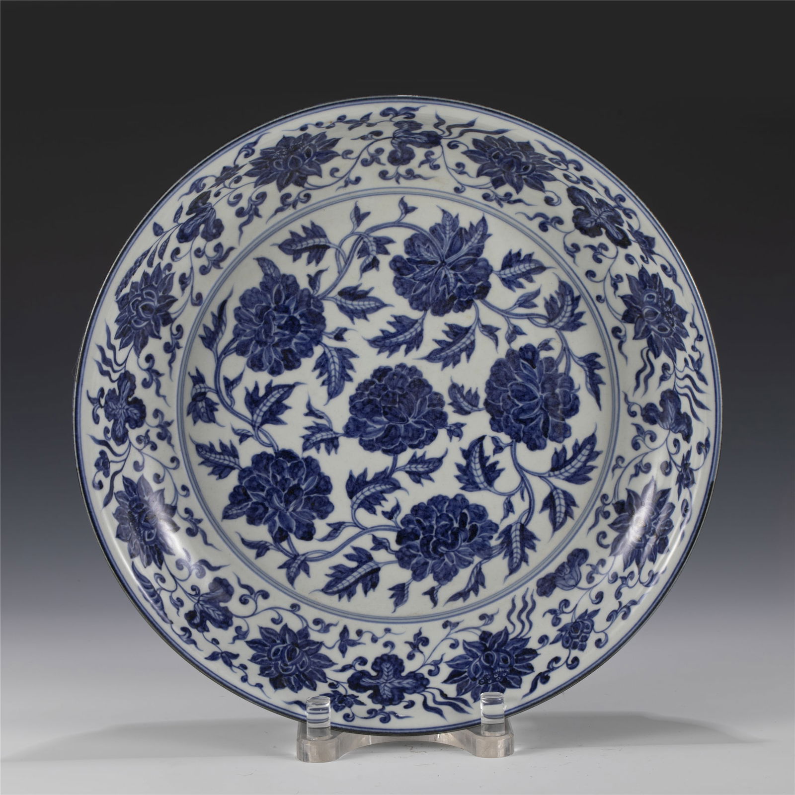 MING BLUE & WHITE PLATE (1 of 9)