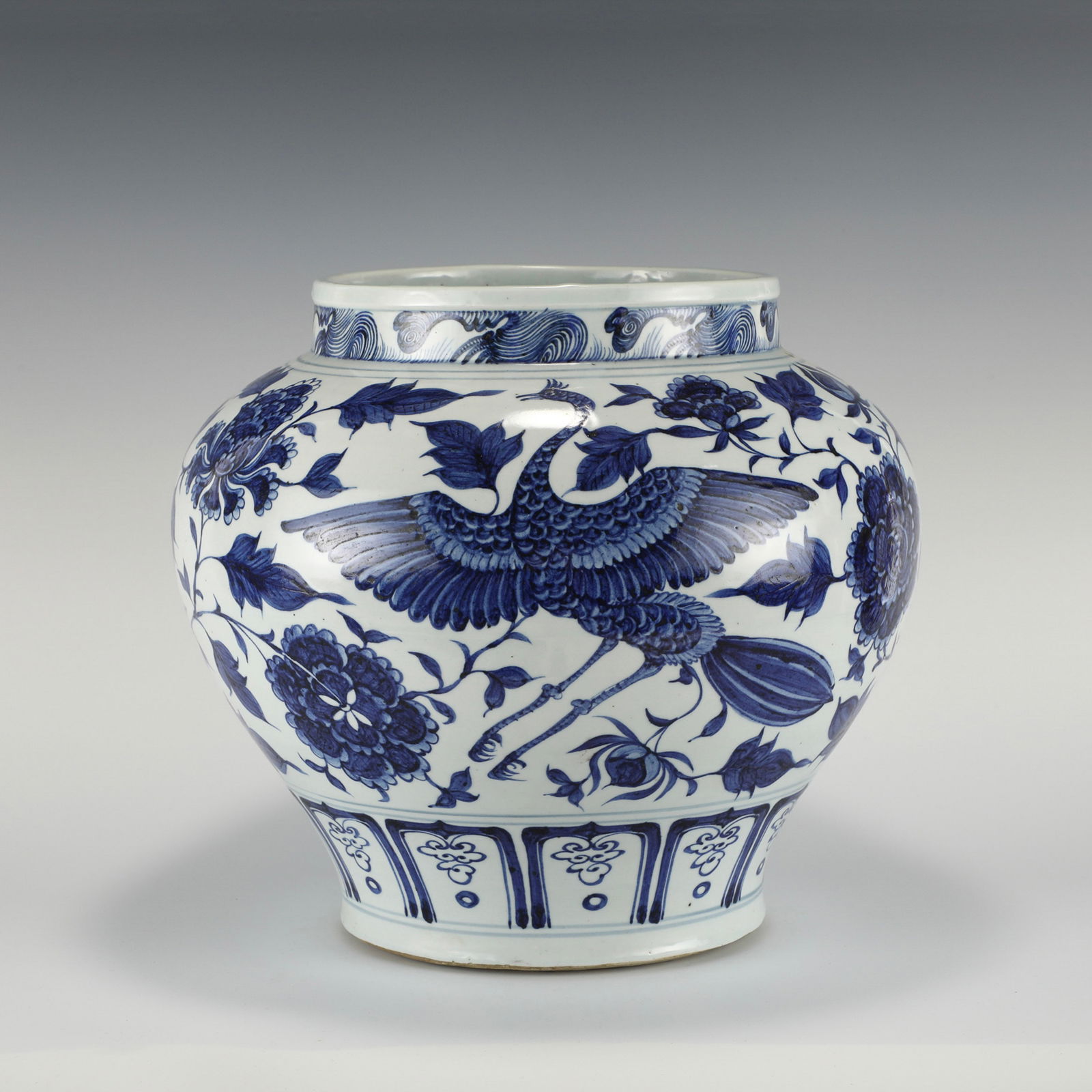 MING DYNASTY BLUE AND WHITE JAR (1 of 9)