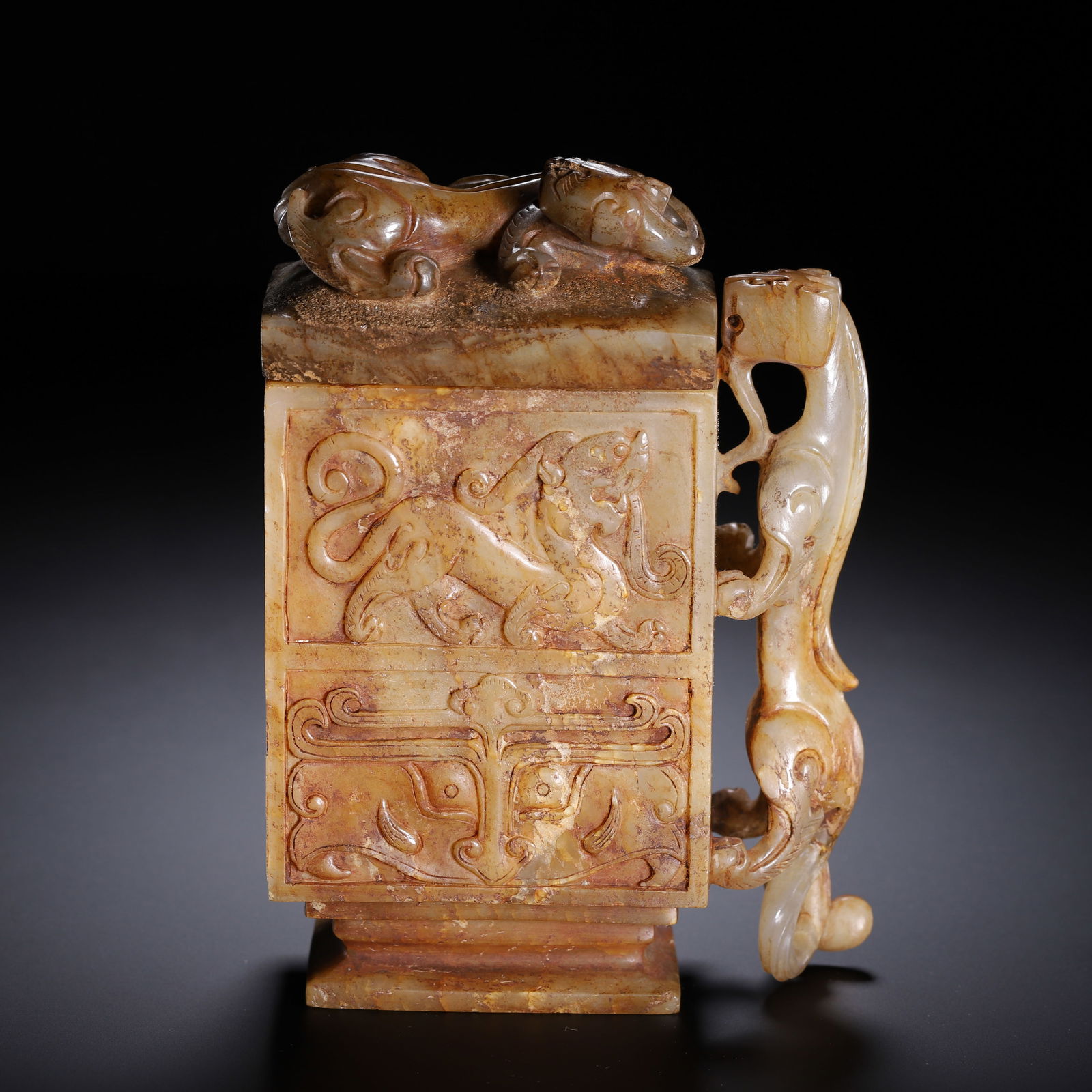CHINESE ARCHAIC JADE DRAGON CUP (1 of 9)