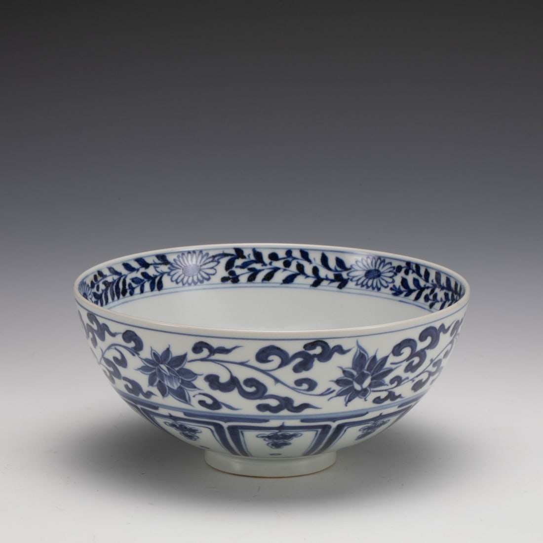 MING BLUE & WHITE BOWL (1 of 9)
