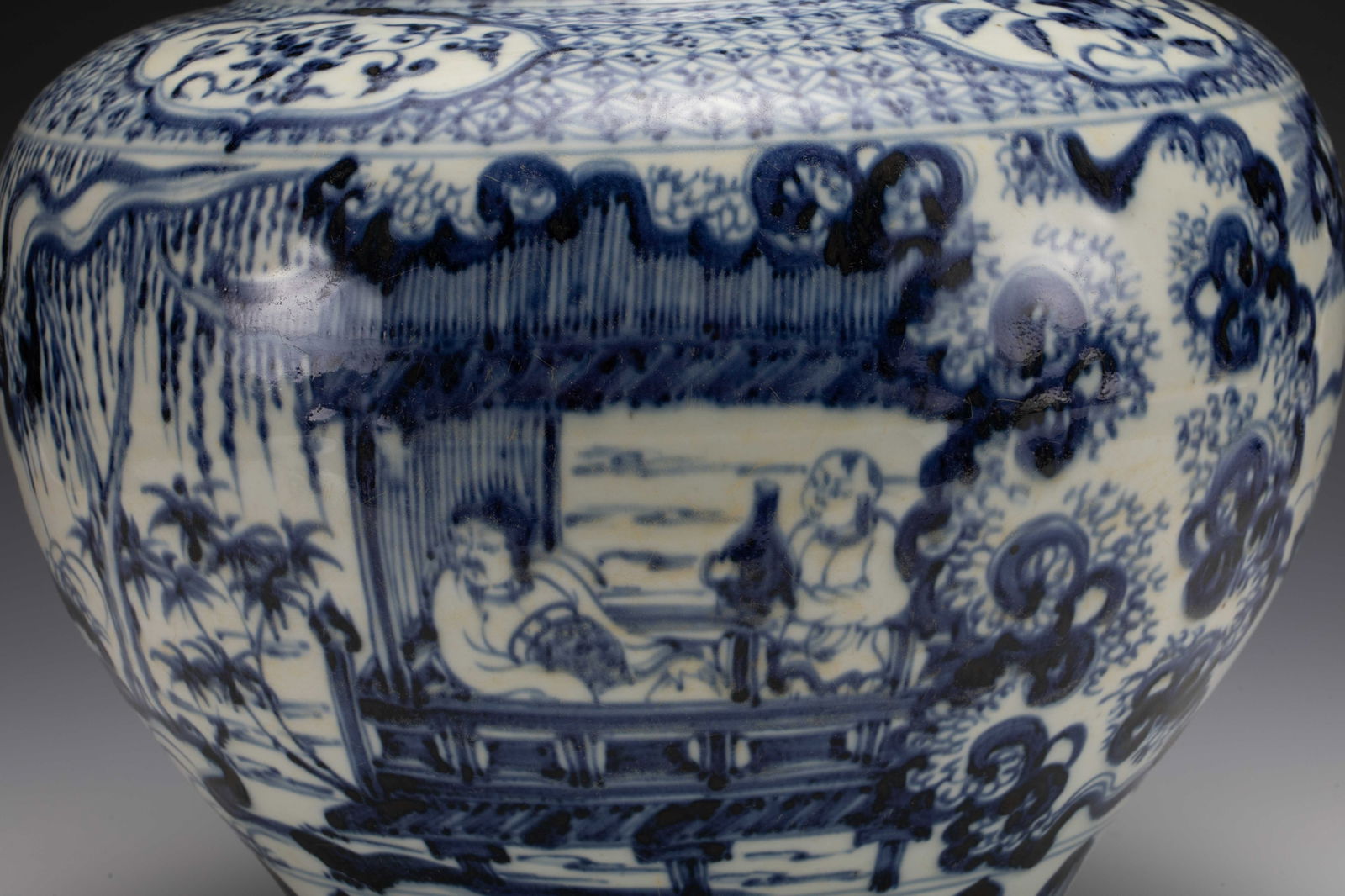 MING BLUE & WHITE JAR - 6