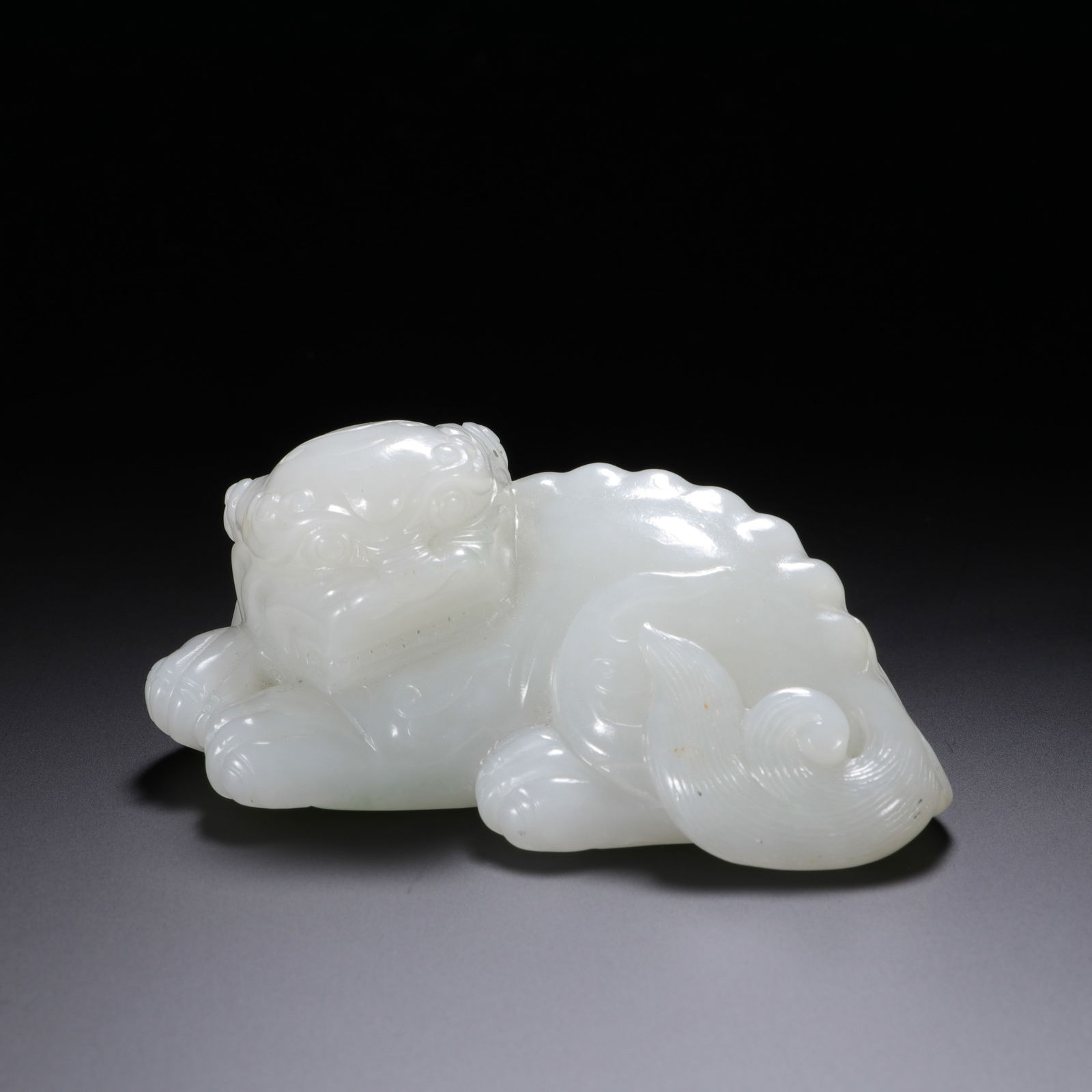 CHINESE HETIAN WHITE JADE BEAST (1 of 8)