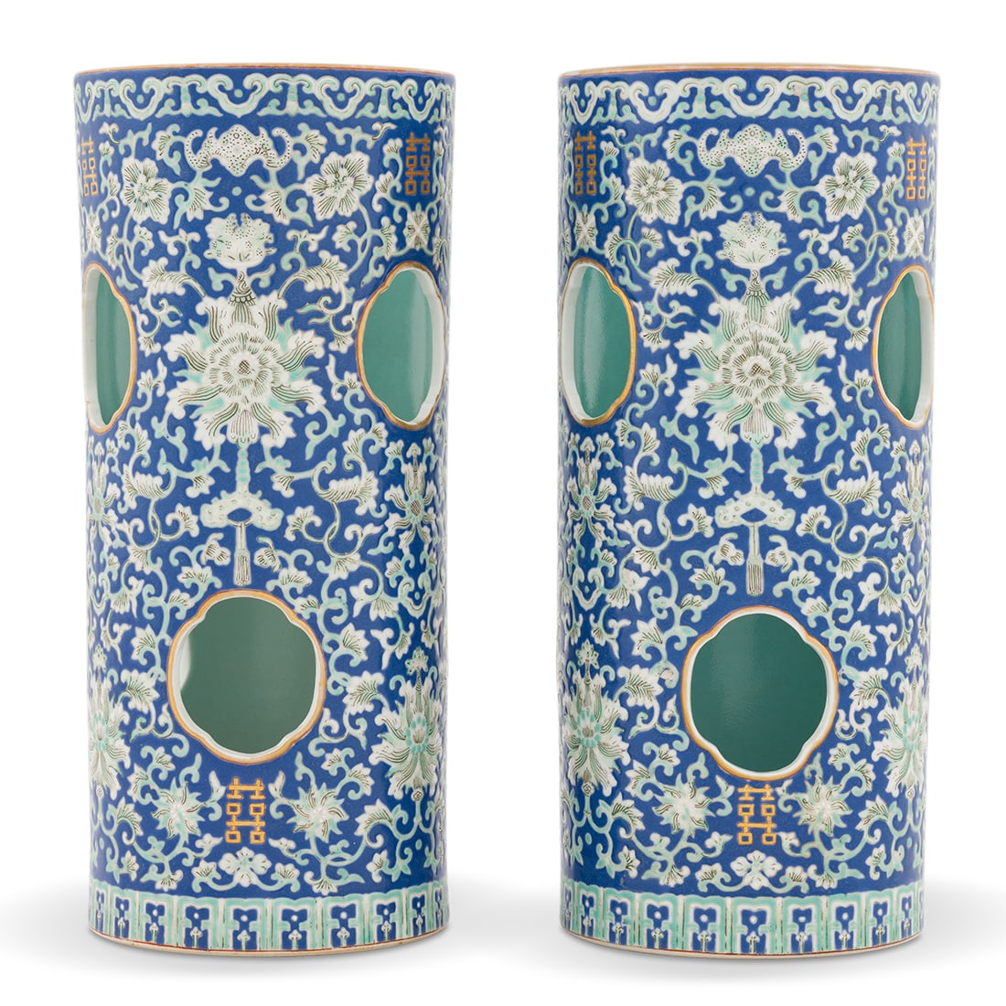 PAIR DAOGUANG BLUE & WHITE WRAPPED FLORAL HAT STANDS (1 of 4)