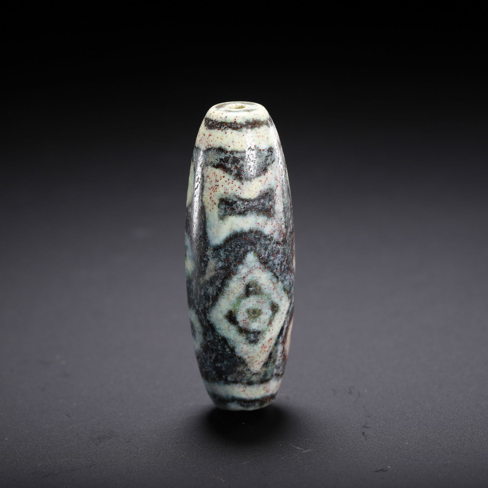CHINESE TIBETAN PATTERNED DZI BEAD (1 of 9)