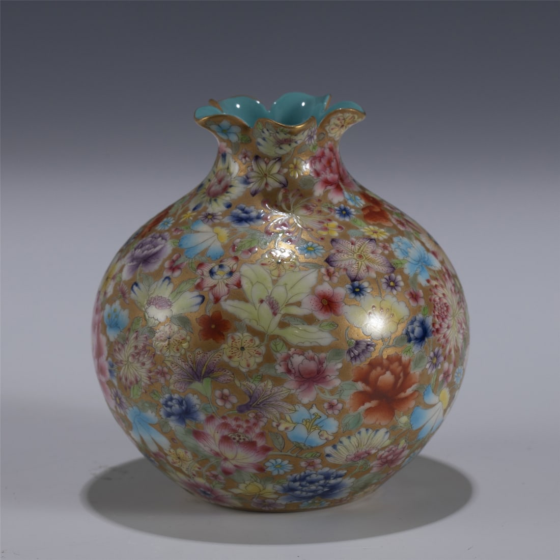 QIANLONG MILE FLEUR POMEGRANATE WATER POT (1 of 5)
