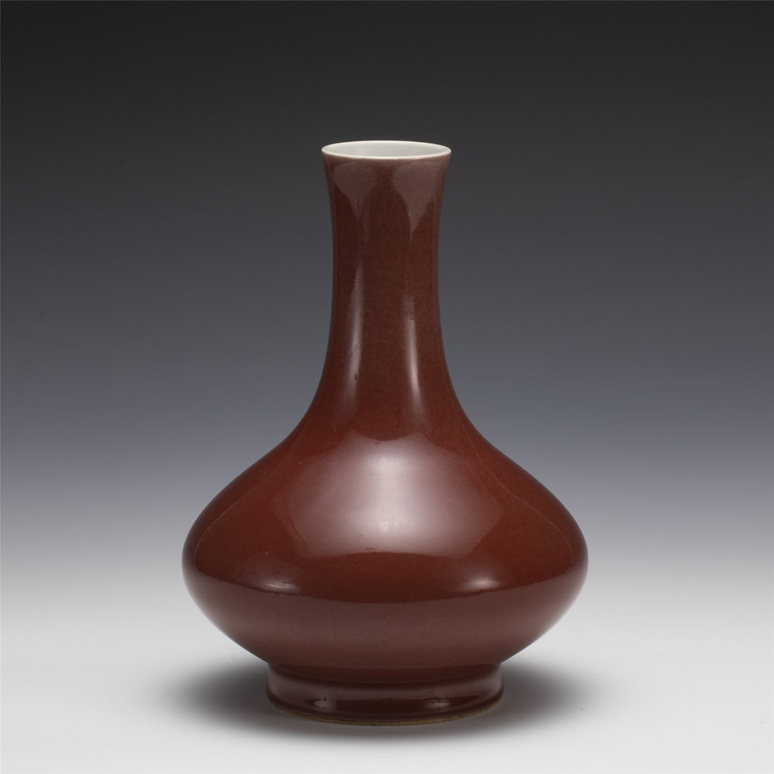 QING QIANLONG SACRIFICIAL RED VASE (1 of 5)