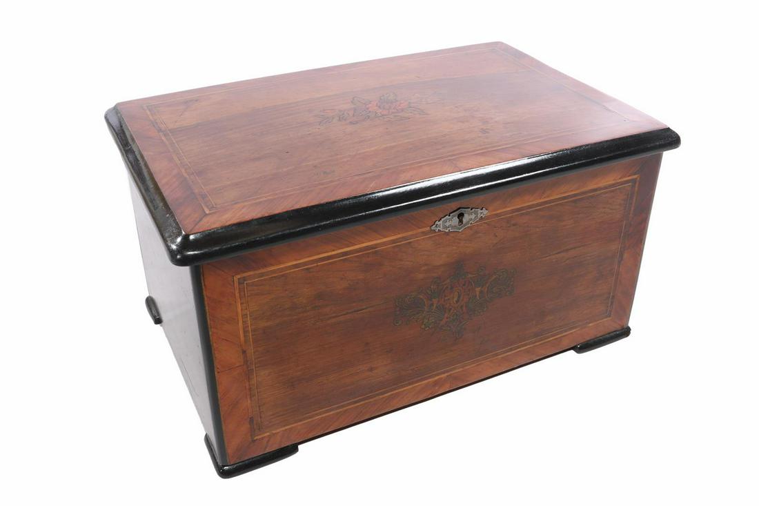 Very nice 19th century music box with roll with 8: Very nice 19th century music box with roll with 8 melodies with drum and 3 bells. Cabinet with marquetry on top and on the front. Complete, key flaw & excellent working condition. 21.5 cm high, 40.5 c