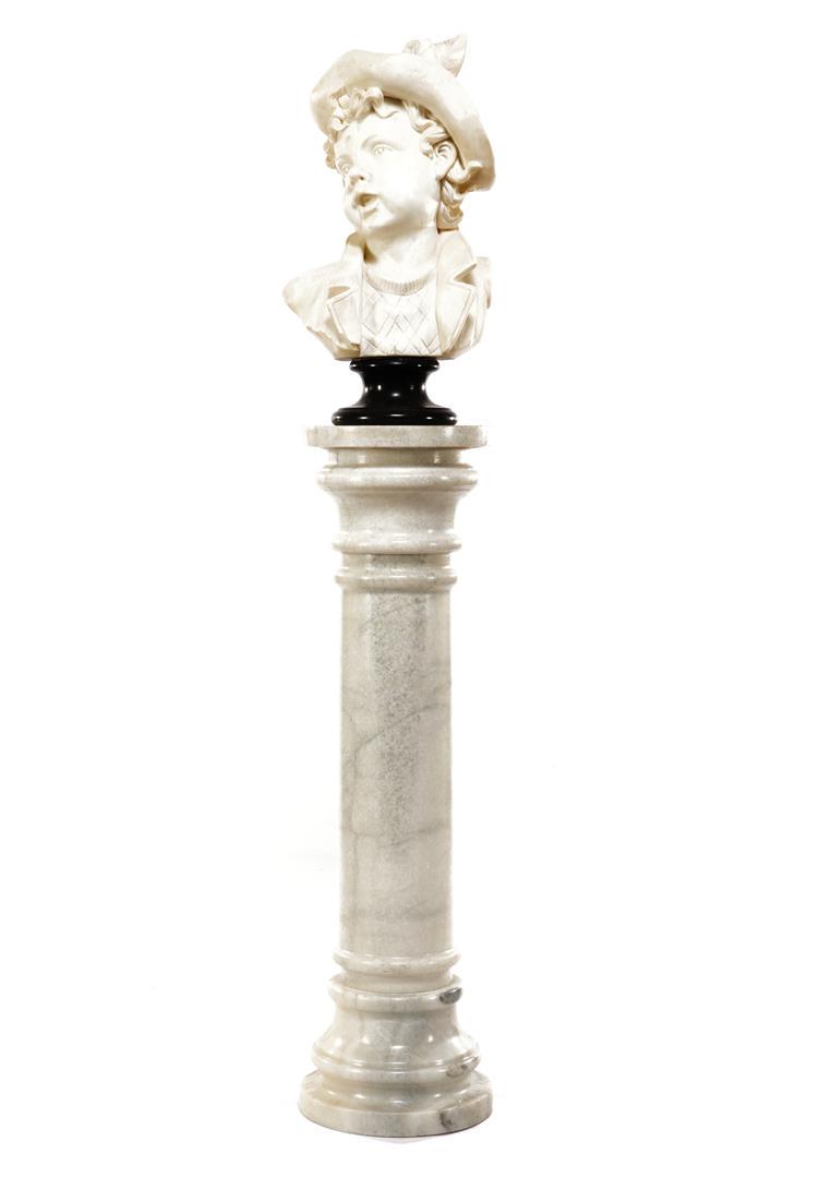 Marble 3-part pedestal (1 of 1)