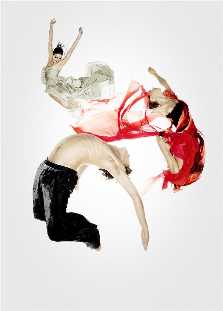 Full color print or cardboard: Full color print or cardboard (190x150) campaign image of the program SEE THE MUSIC, photography: Erwin Olaf