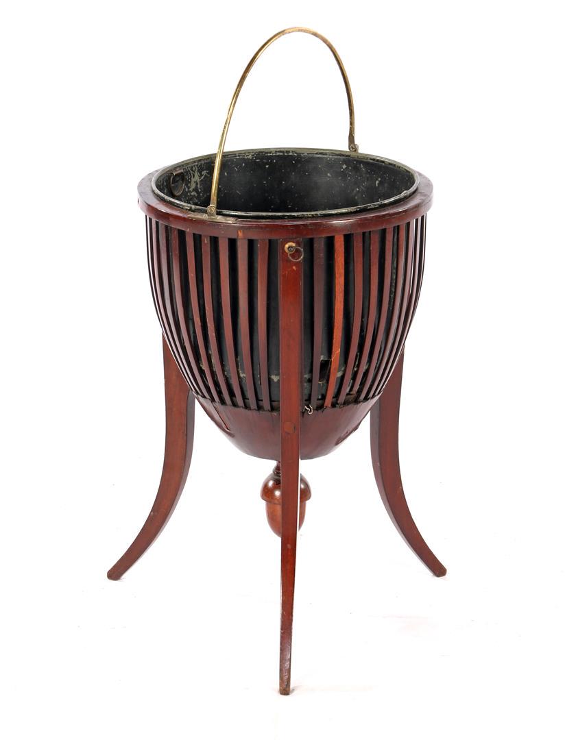 Mahogany Biedermeier tea stove: Mahogany Biedermeier tea stove with inner container, 50 cm high (restoration object)