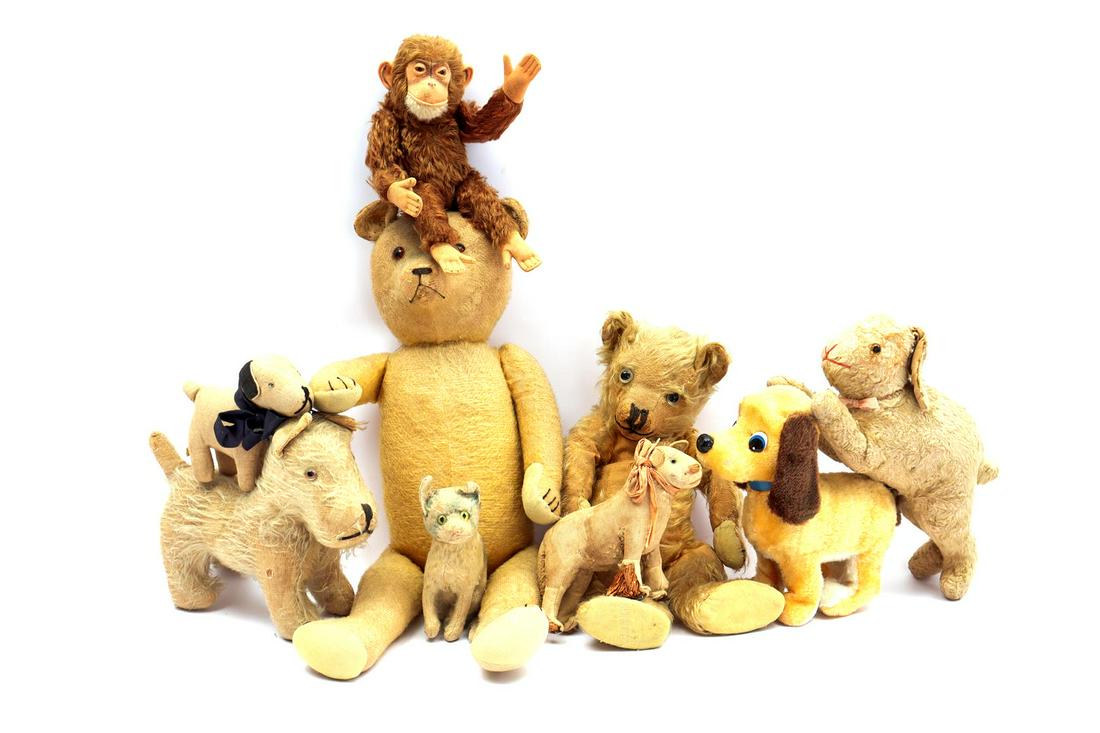 9 old cuddly toys (1 of 1)