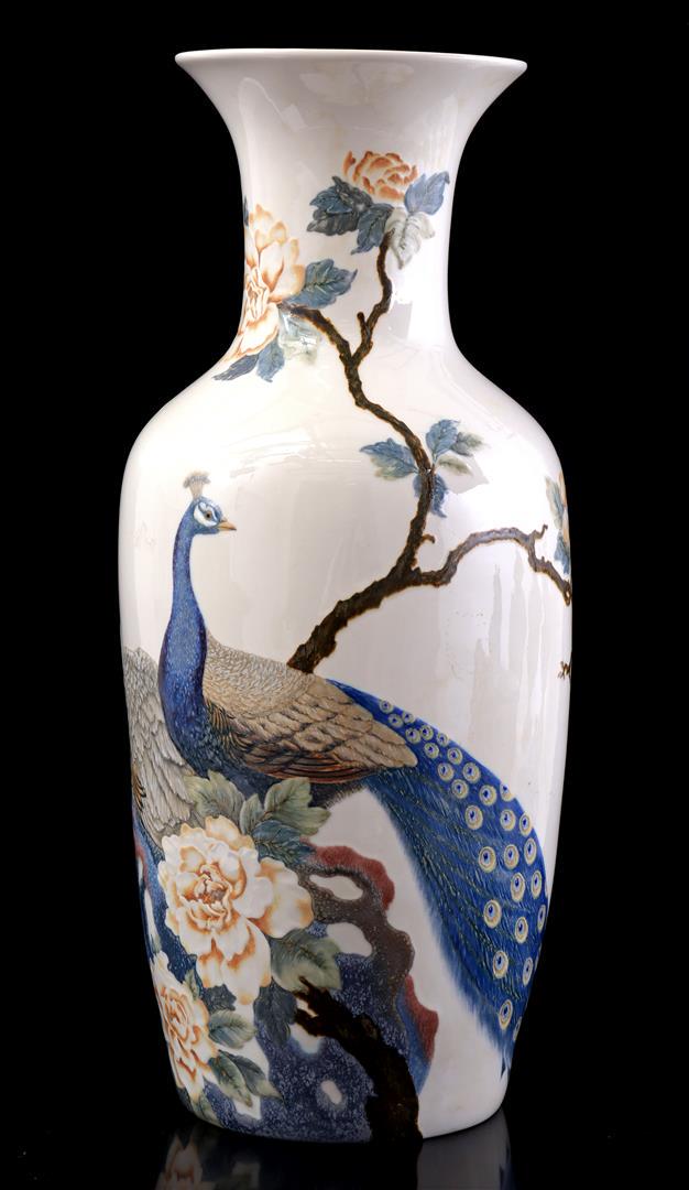 Lladro porcelain vase (1 of 4)