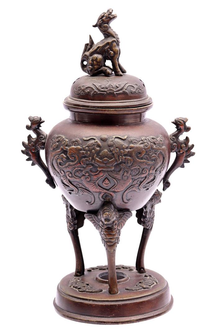 Oriental bronze incense burner / Koro (1 of 1)