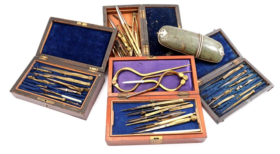 4 wooden boxes and 1 case with rayskin (1 of 1)