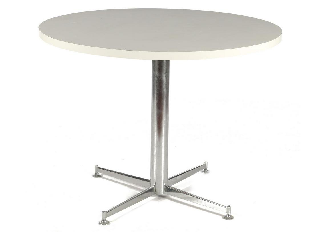 Round table with white top on chrome base: Round table with white top on chrome base, 76 cm high, top 99.5 cm diameter