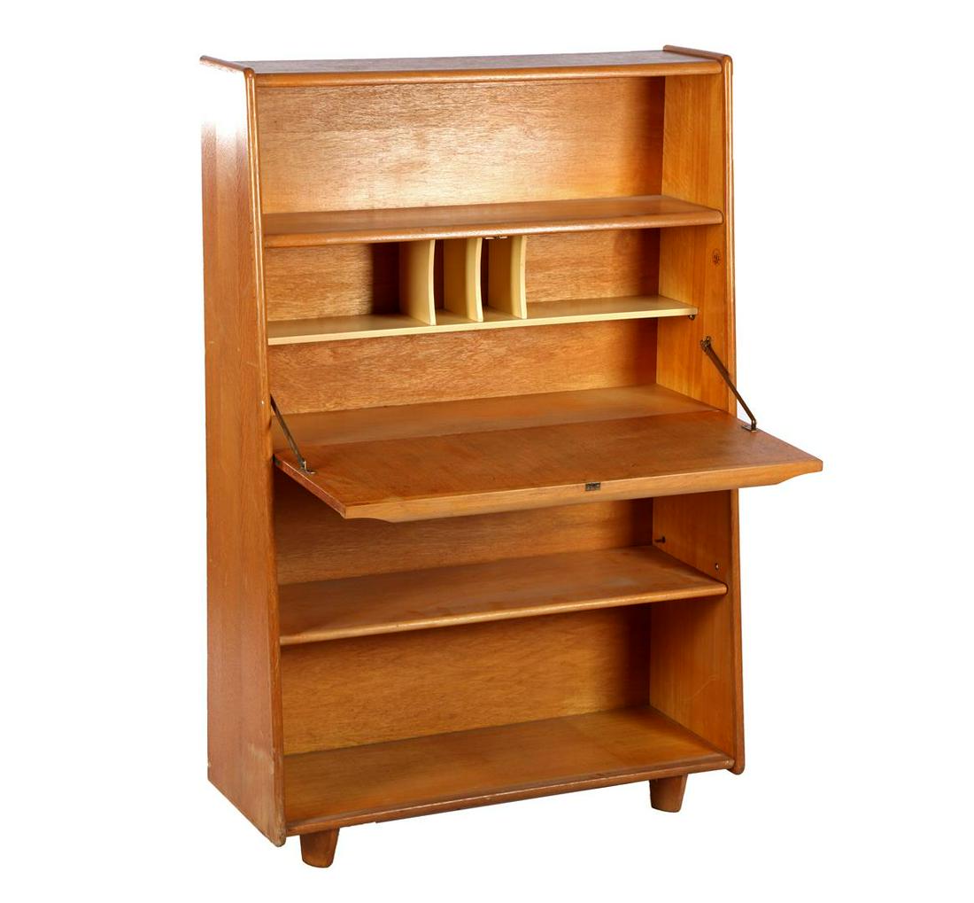 Cees Braakman (1917-1995): Cees Braakman (1917-1995)Oak secretary with open compartments and flap, design Cees Braakman for UMS Pastoe, model WG06, the Netherlands, 1950s, 134 cm high, 88 cm wide and 35 cm deep