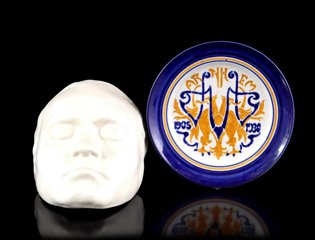 Arnhemsche Fayence pottery (1 of 2)