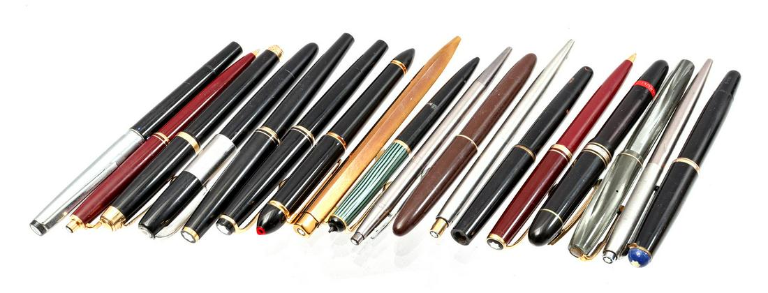 Lot with 19 various pens (1 of 3)