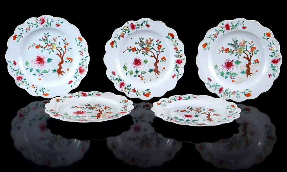 5 porcelain Famille Rose dishes (1 of 4)