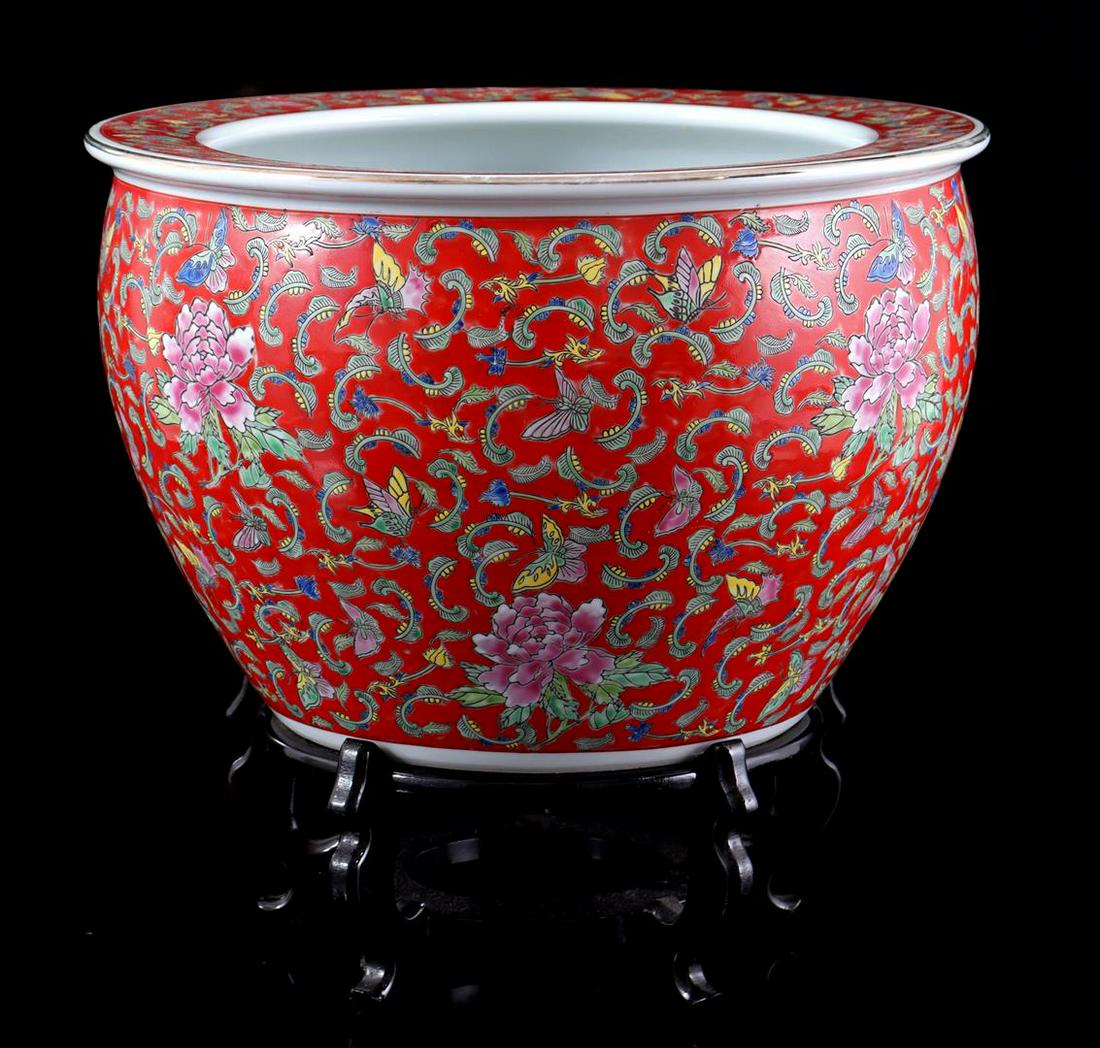 Red porcelain flower pot (1 of 1)