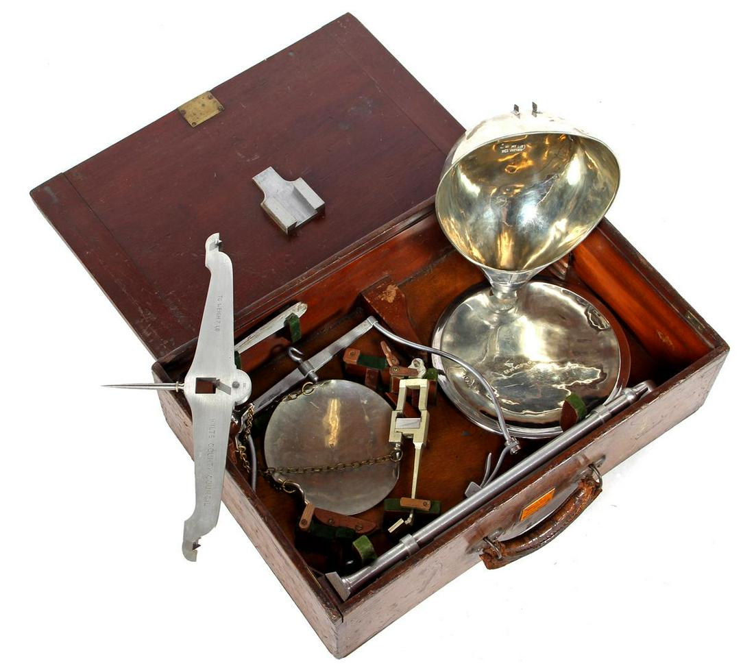 Inspector's balance (1 of 1)