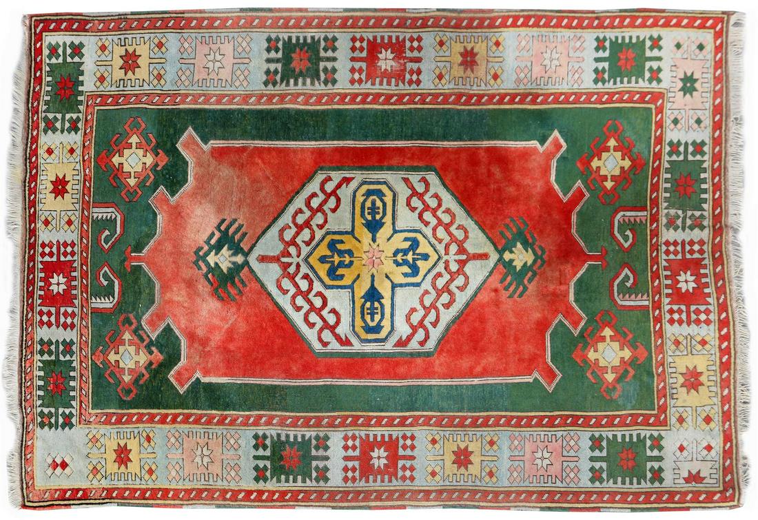 Hand-knotted wool carpet (1 of 5)