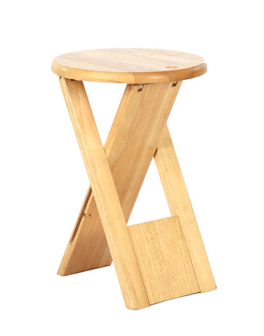 Roger Tallon: Roger Tallon (1929-2011)Folding beechwood chair, designer Roger Tallon for Sentou France 1970s, 45 cm high