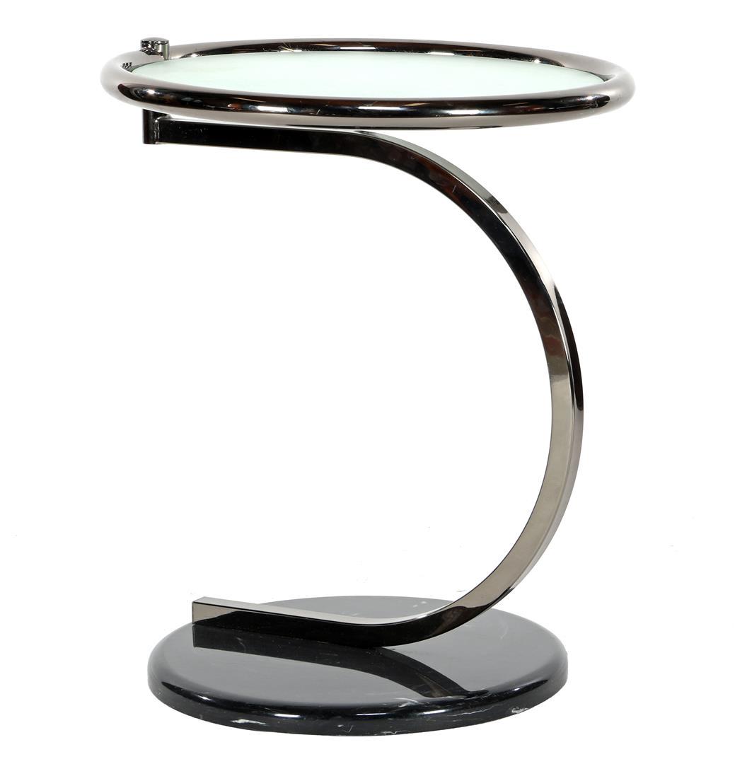 Adjustable side table (1 of 1)