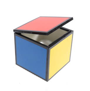 Plastic table lamp: Plastic table lamp in the shape of a multicolored cube, design OPI Milano for Cini & Nils, model 'Cuboluce Classic Pentacolor', design year 1972 Italy, 11 cm high