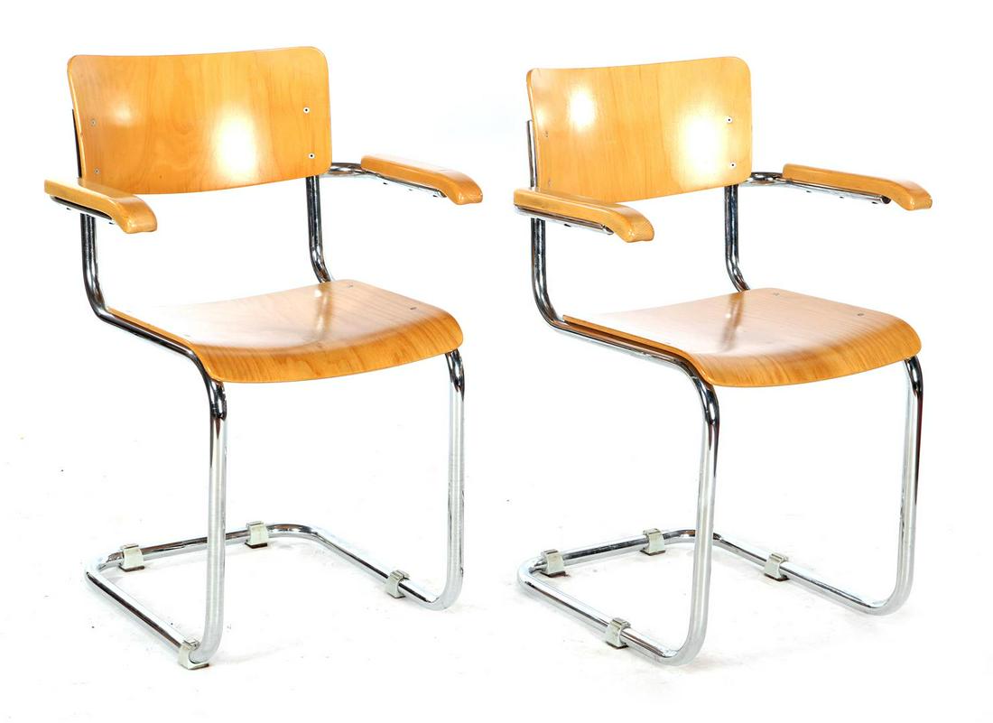 Mart Stam: Mart Stam2 chromed metal tubular frame armchairs with layered and curved beech wood back, seat and armrests, design Mart Stam for Thonet, Netherlands/Germany design year 1931 later version, model S43F