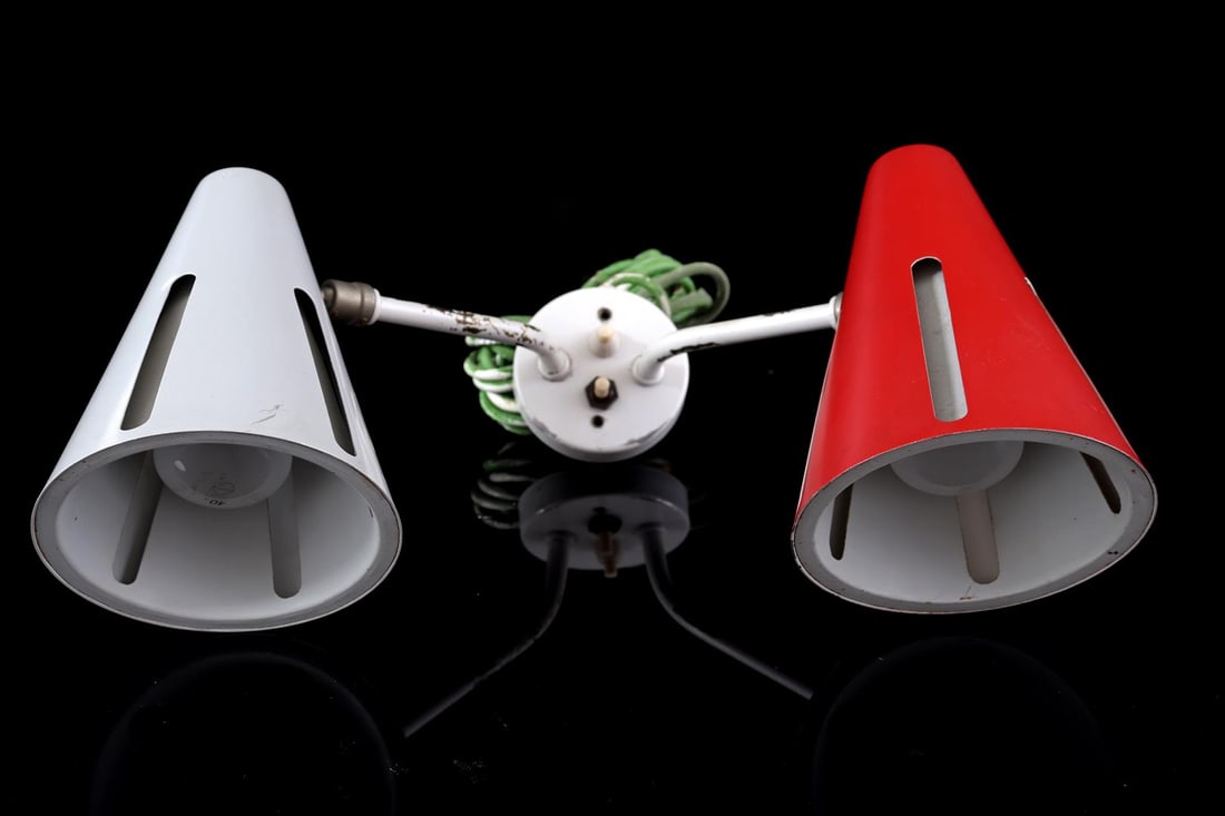 Herman Theodoor Jan Anthoin Busquet: Herman Theodoor Jan Anthoin Busquet (1914-1977)Red and gray metal 2-light wall lamp from the Zonneserie, design Busquet for Hala Zeist, ca. 1960, 46 cm wide