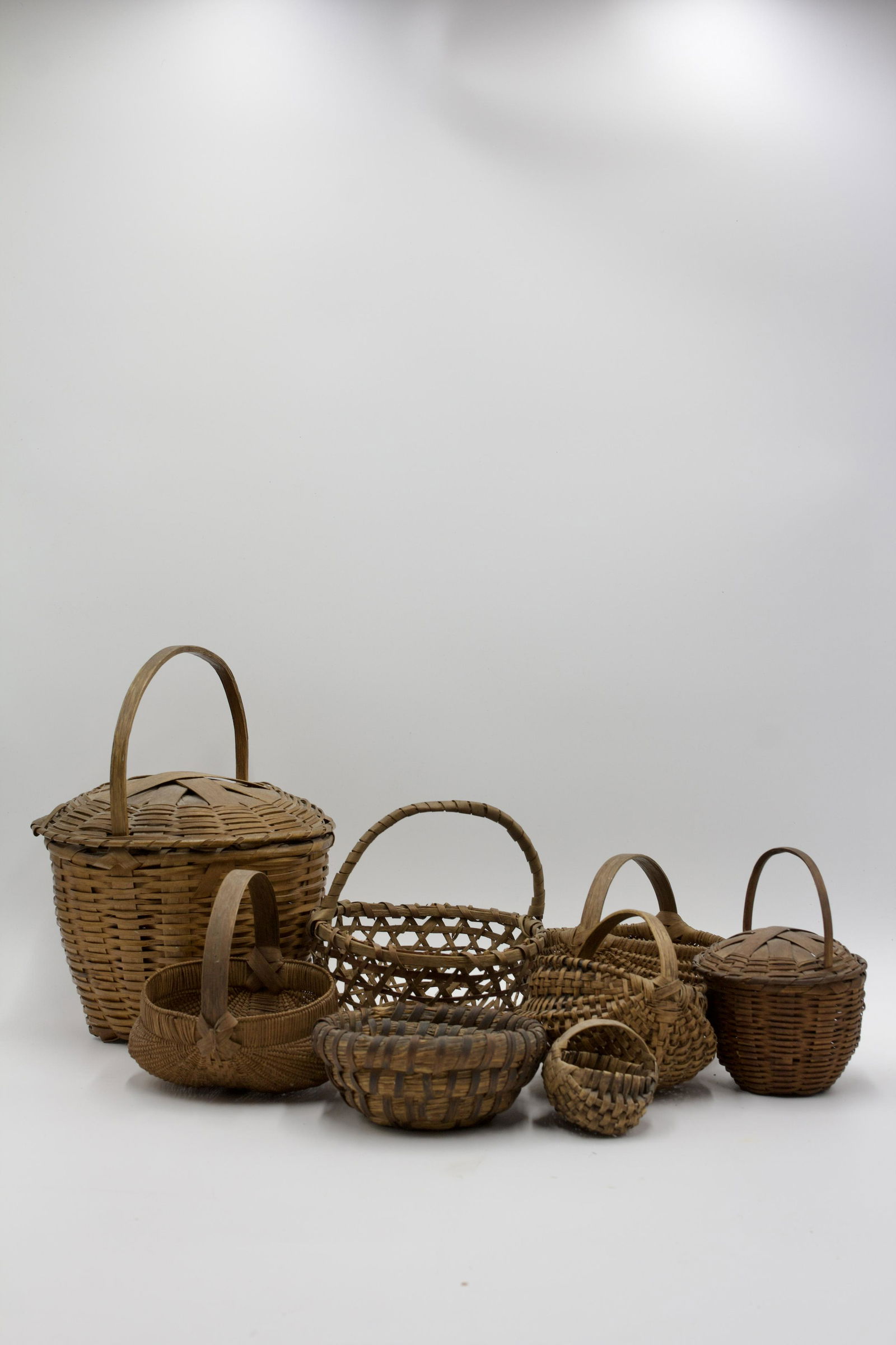 GROUP OF BASKETS. (1 of 16)