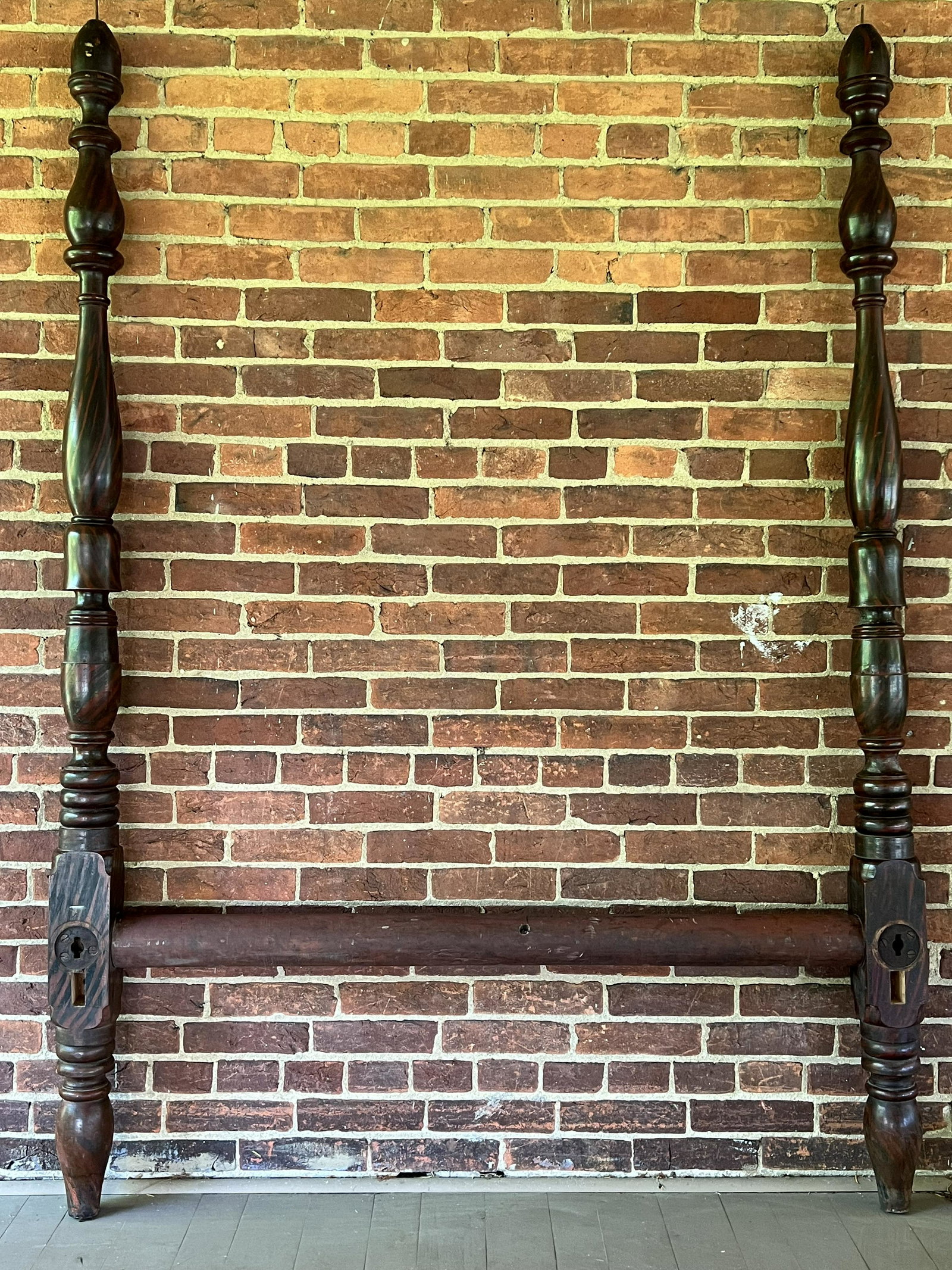 PAINT-DECORATED FEDERAL MAPLE TALL ROPE BED.: American (probably Massachusetts or New Hampshire), second quarter 19th Century. The four acorn finials above reel-and-vase turned posts joined by cylindrical rope rails, the head posts centering a sl