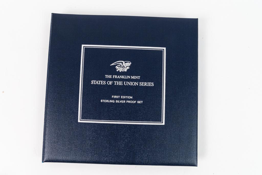COMMEMORATIVE MEDALS.: 20th Century. The Franklin Mint States Of The Union Series First Edition Sterling Silver Medals Proof Set.