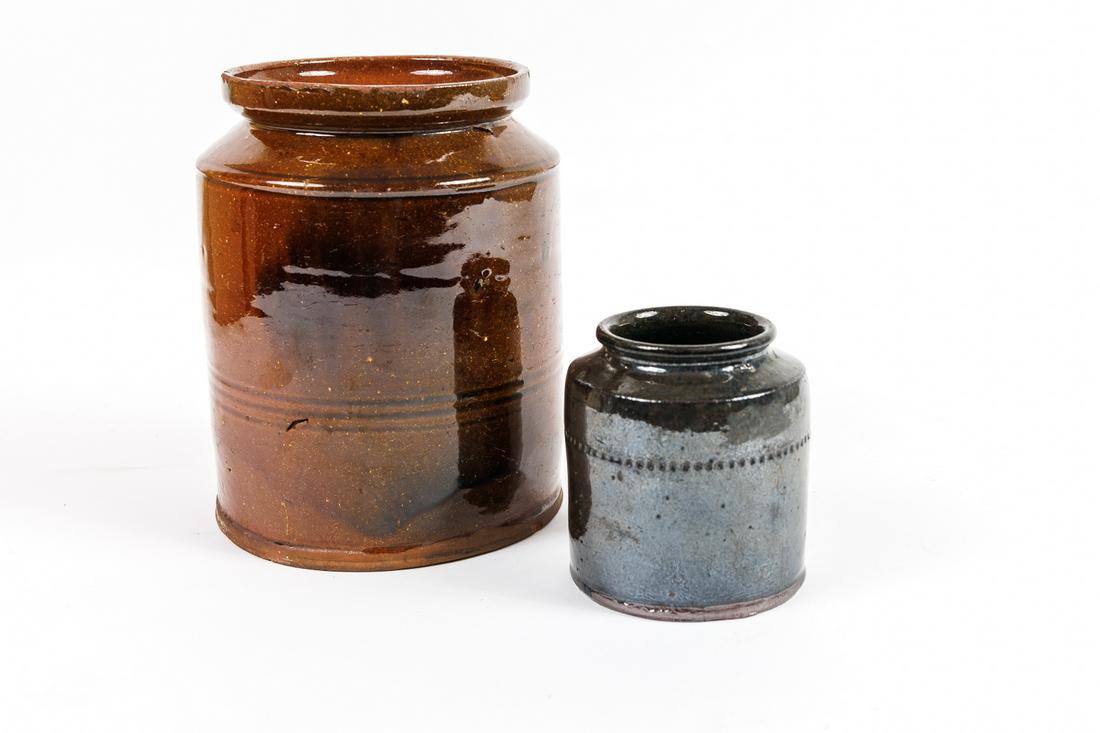 RED WARE JARS.: American (Maine), 19th Century. Small decorated red ware jar 5 1/4"h.