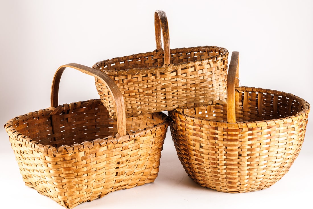 GROUP OF BASKETS. (1 of 9)
