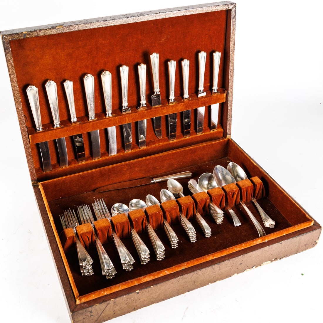 STERLING SILVER FLATWARE BY LUNT. (1 of 11)