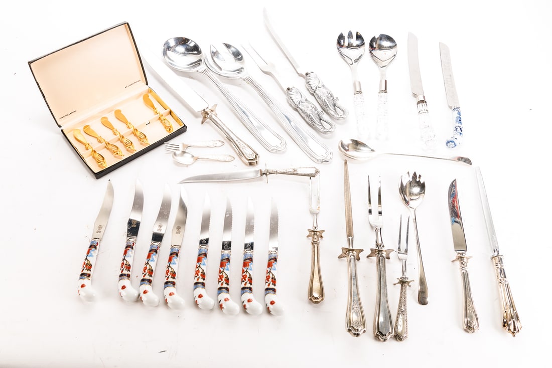 GROUP OF SERVING UTENSILS (1 of 11)