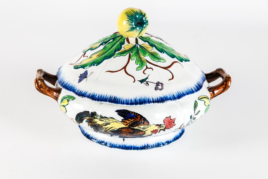 FRENCH COUNTRY COVERED VEGETABLE DISH. (1 of 4)