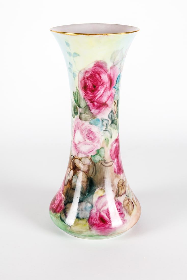 HAND-PAINTED LIMOGES VASE. (1 of 6)