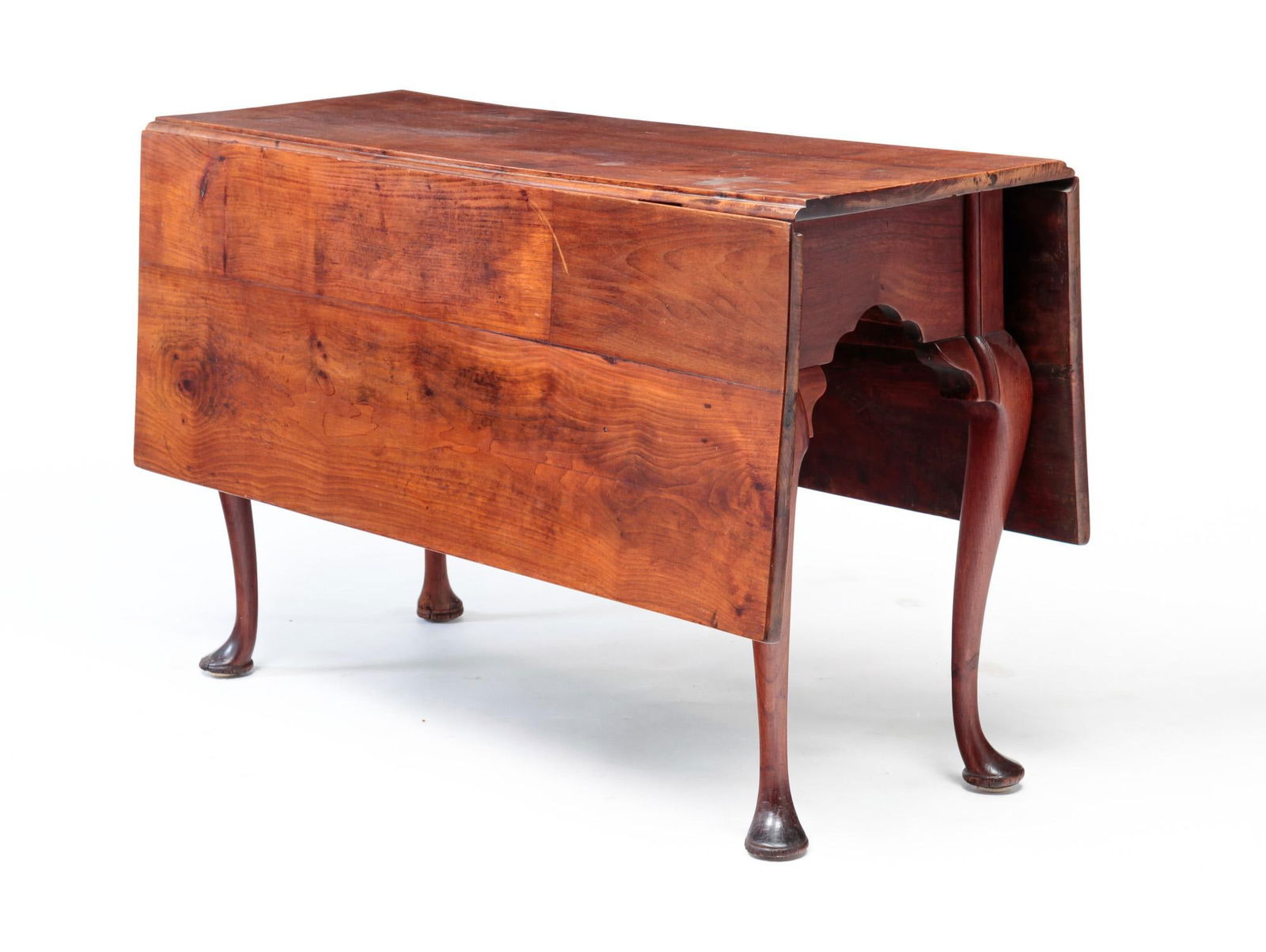 QUEEN ANNE DROP LEAF TABLE. (1 of 4)