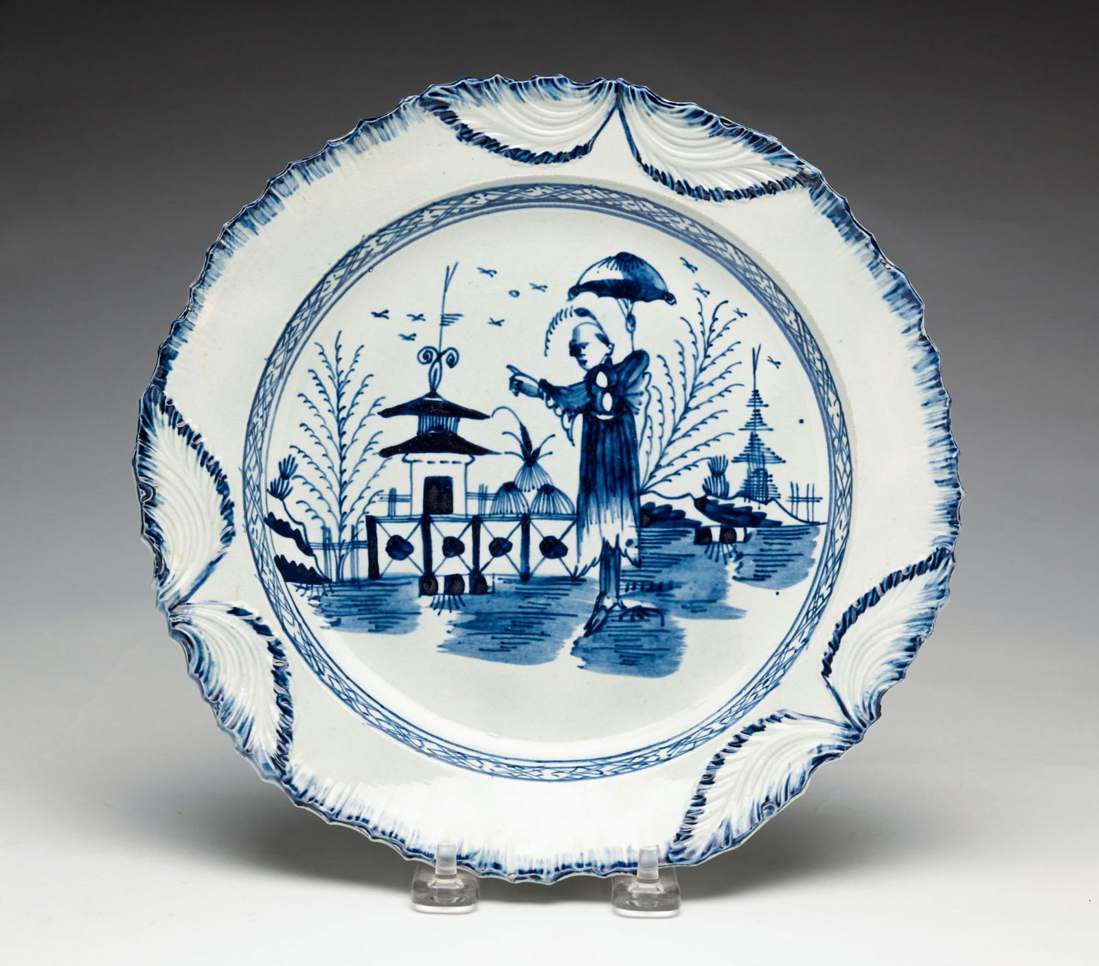 LEEDSWARE FEATHER EDGE PLATE. (1 of 3)