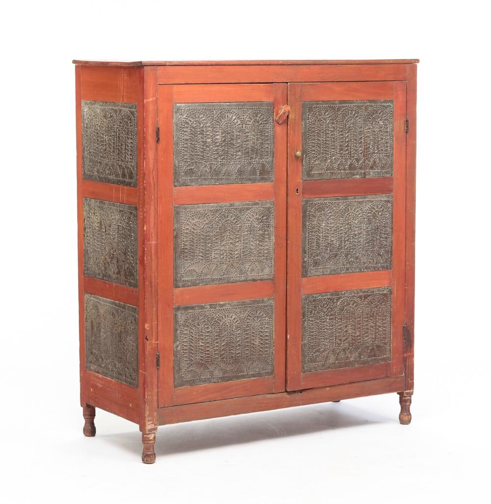 AMERICAN PAINTED PUNCHED TIN PIE SAFE. (1 of 6)