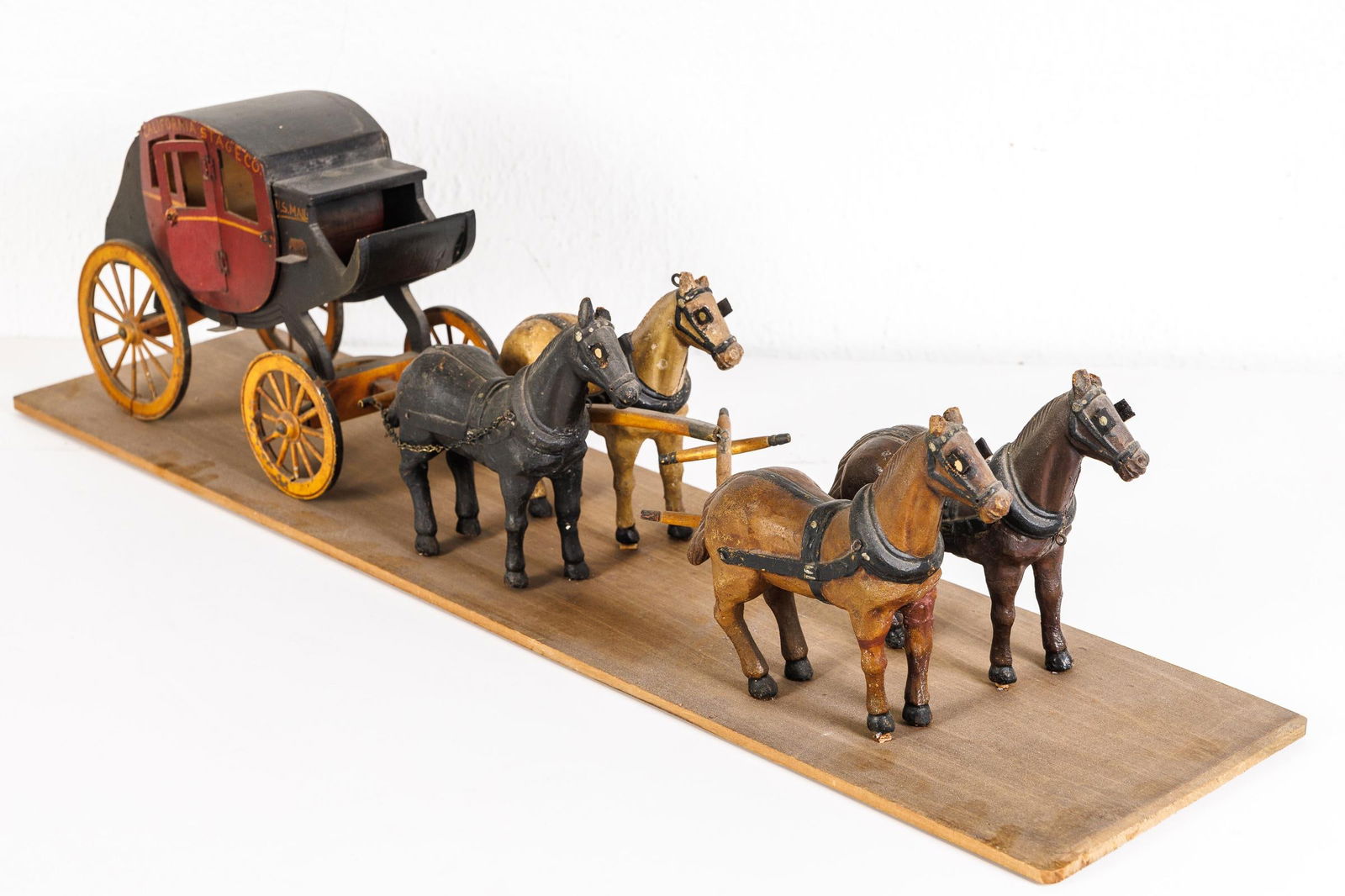 FOLK ART STAGE COACH. (1 of 9)