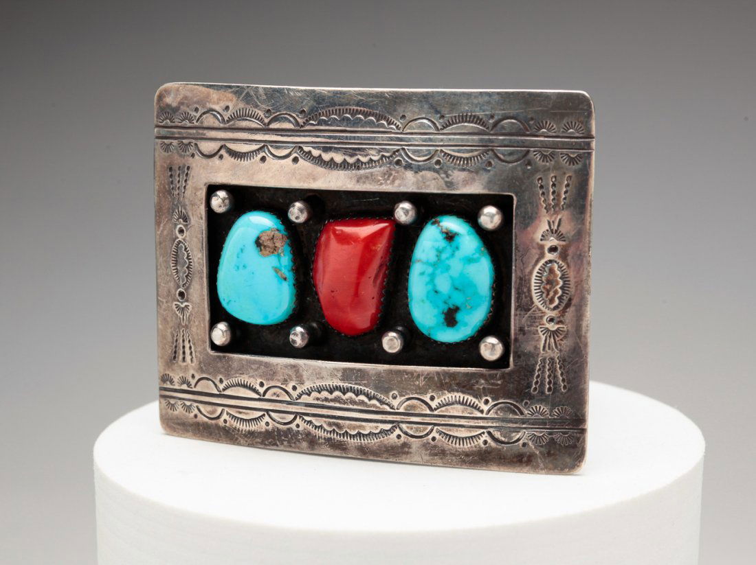 VINTAGE NAVAJO SILVER BELT BUCKLE. (1 of 3)